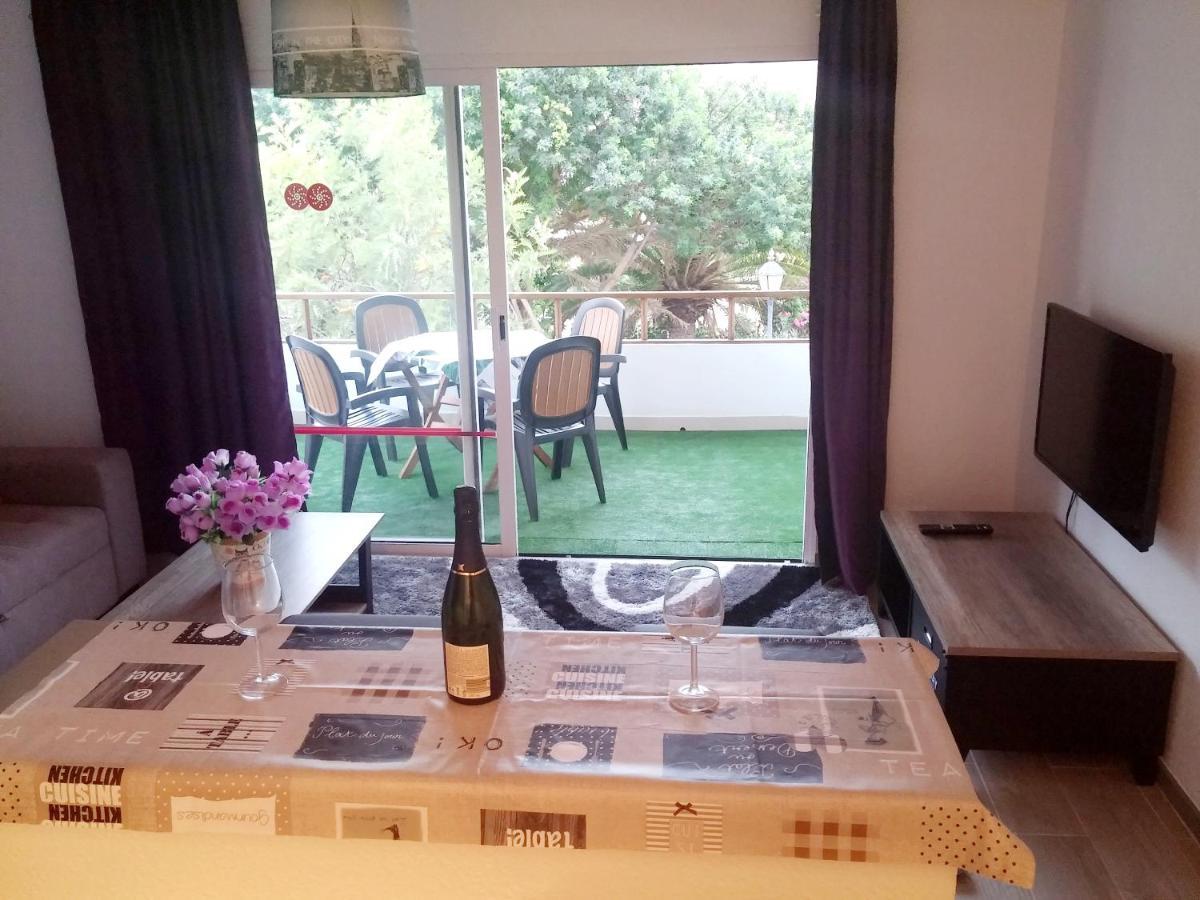 Relax Apartment Лос Кристианос Екстериор снимка