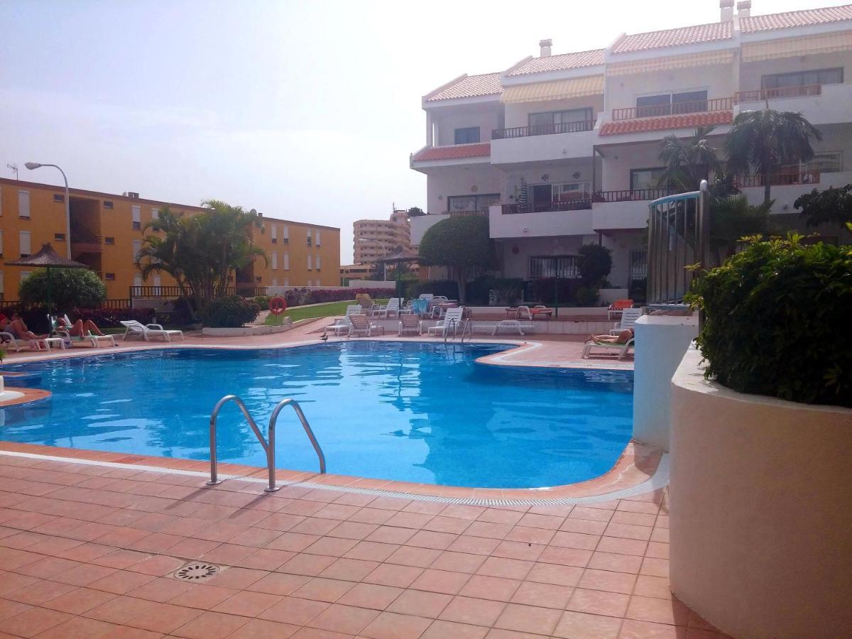 Relax Apartment Лос Кристианос Екстериор снимка